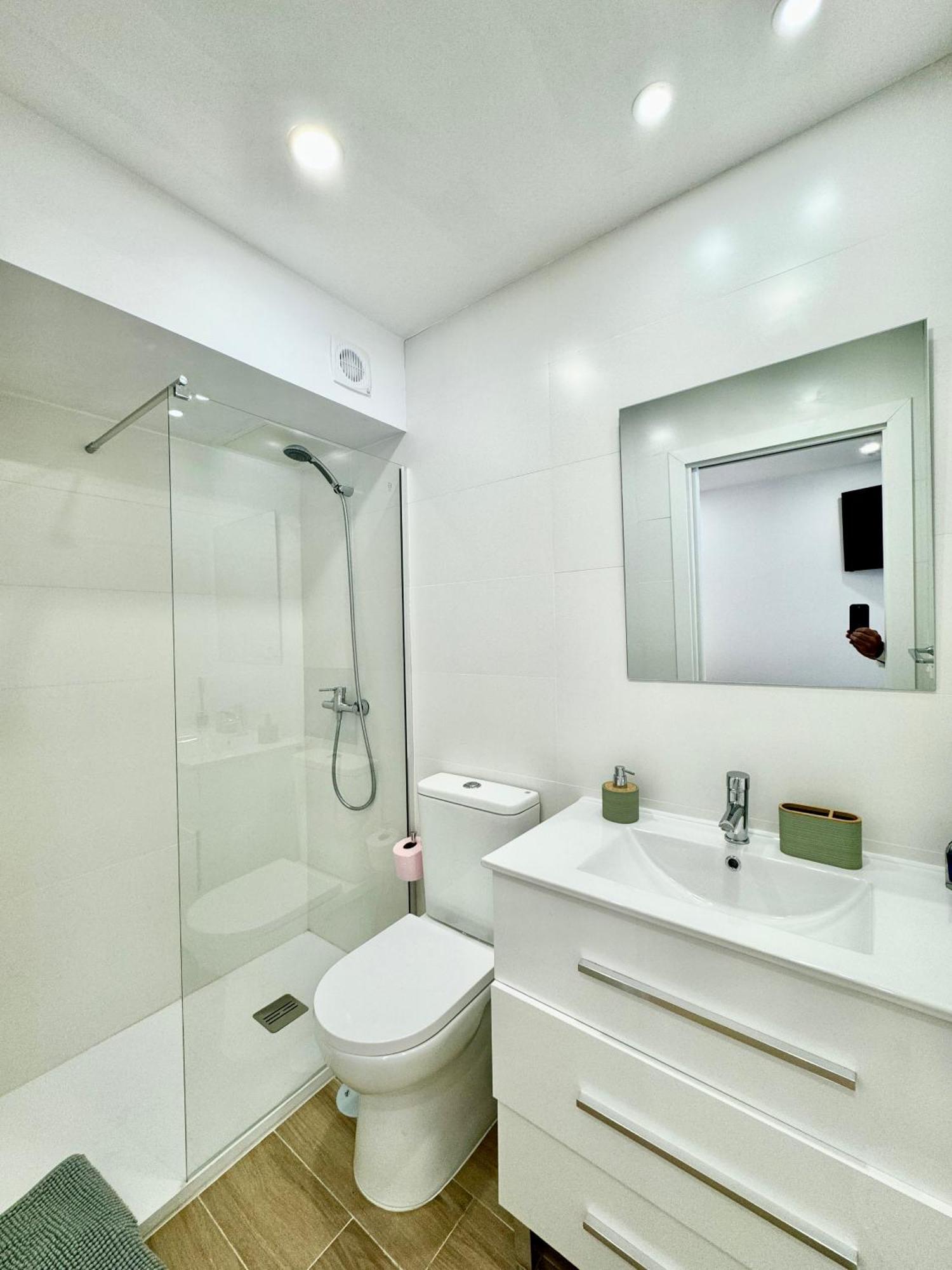 Amazing Seaside Studio By Eaw Homes มาร์เบยา ภายนอก รูปภาพ