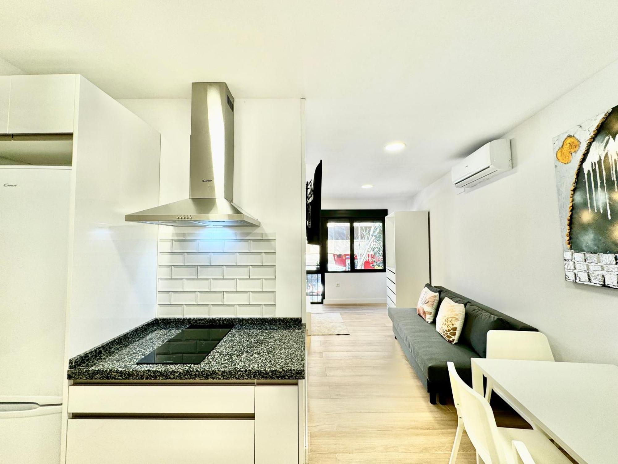 Amazing Seaside Studio By Eaw Homes มาร์เบยา ภายนอก รูปภาพ