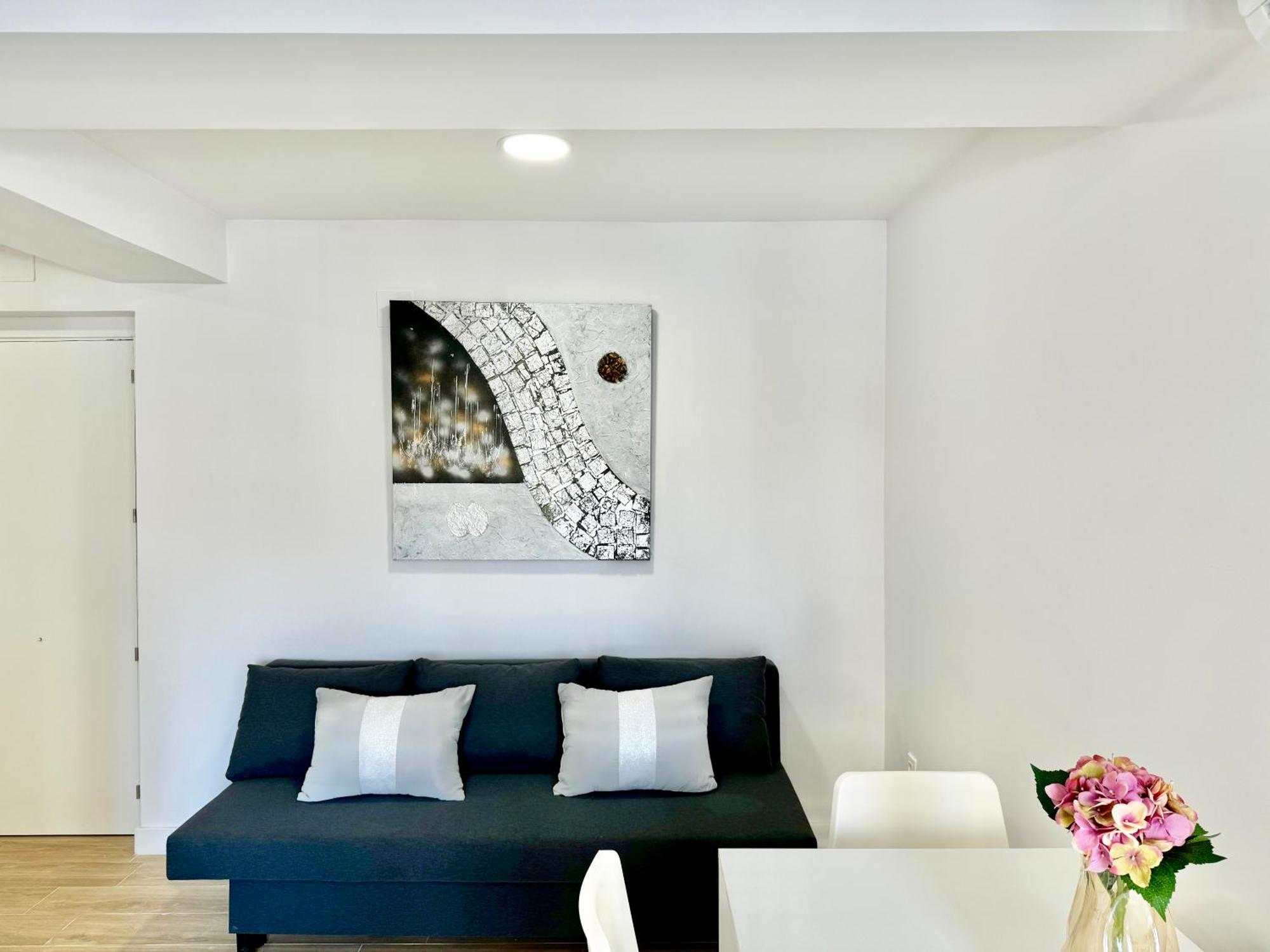 Amazing Seaside Studio By Eaw Homes มาร์เบยา ภายนอก รูปภาพ